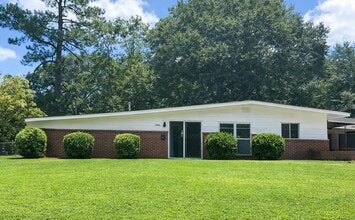 Building Photo - 3502 Cottonwood Dr