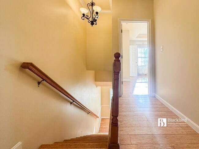 Building Photo - 5030 B St SE