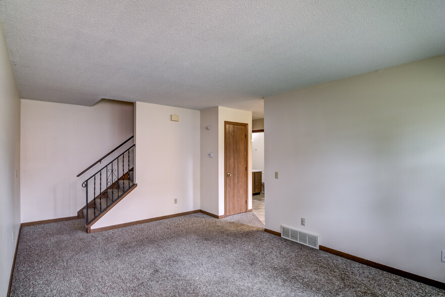 Building Photo - 4528 Speros Ln