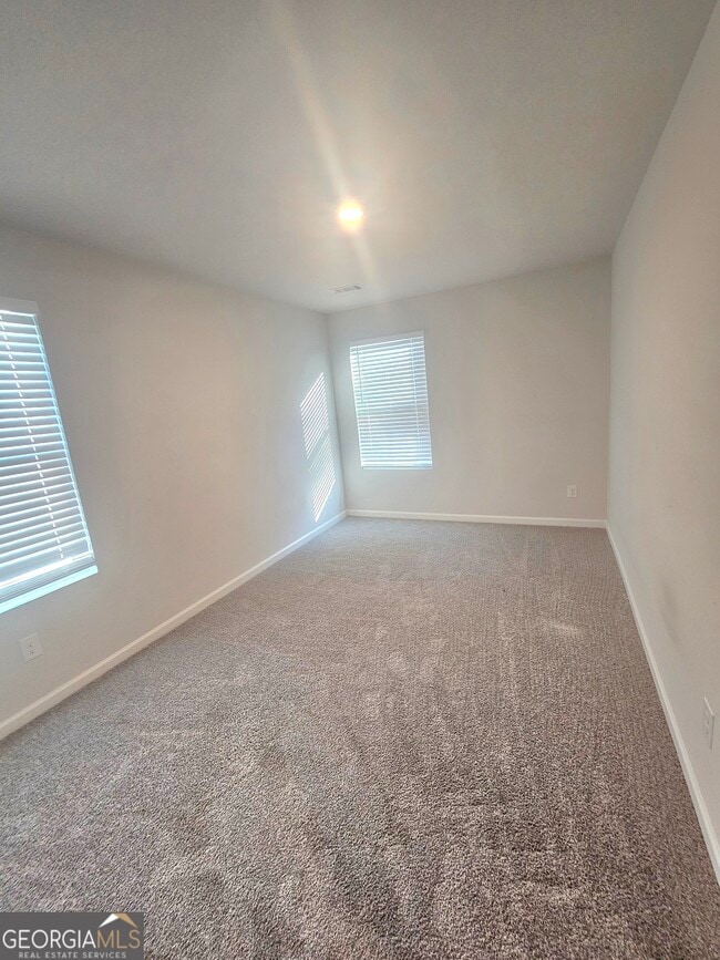 Building Photo - 148 Vlg Grn Dr NW