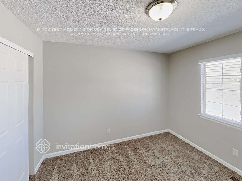 Building Photo - 3544 S Ceylon Way