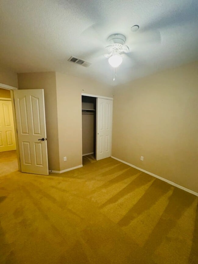 Building Photo - Resort-Style Living in Northwest Tucson- 3 Bedroom/ 3 Bathroom 2-Story House with garage!