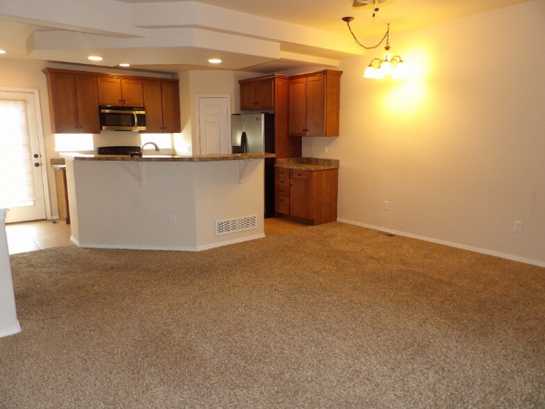 Building Photo - 4351 Susie View