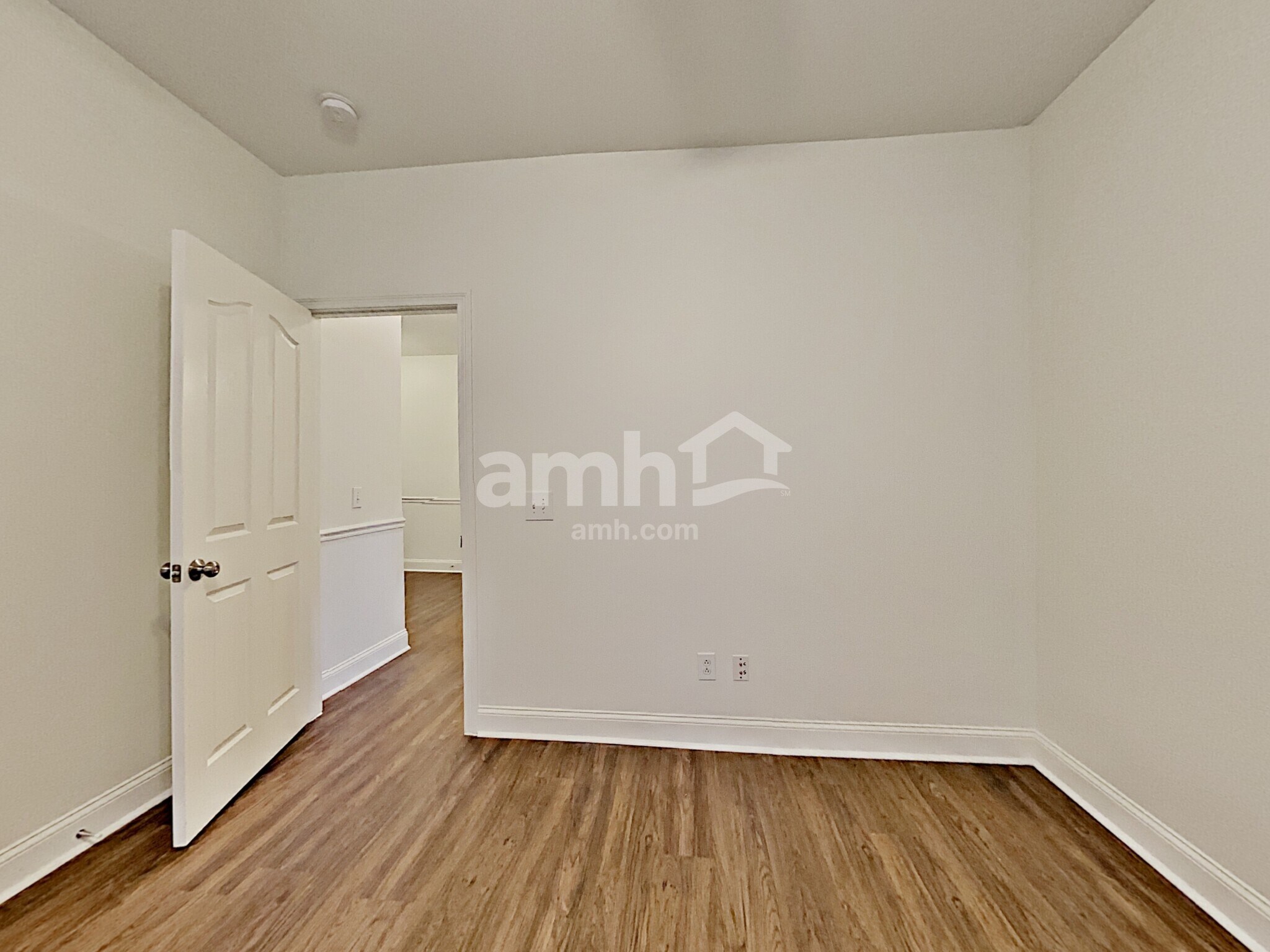 Building Photo - 311 Annadel St