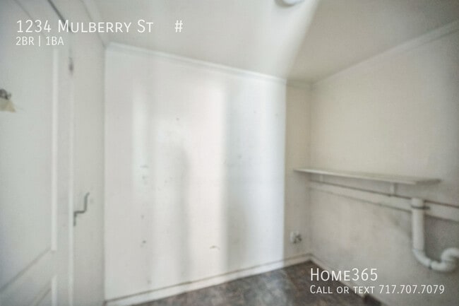 Building Photo - 1234 Mulberry St