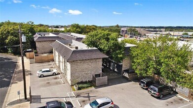 Building Photo - Midtown at The Domain 2 Bedroom 1 Bathroom: 100% Agent Commission