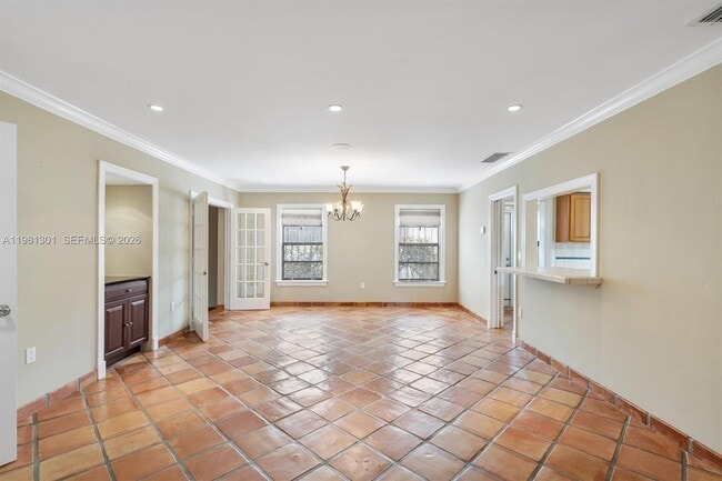 Building Photo - 300 187th St