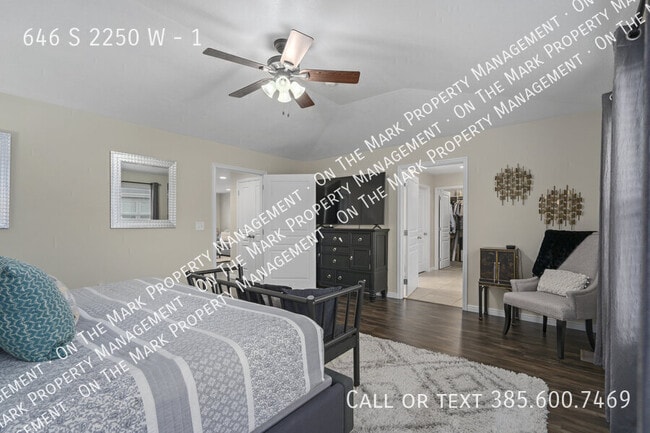 Building Photo - 646 S 2250 W