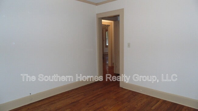 Building Photo - 1102 Dodson St