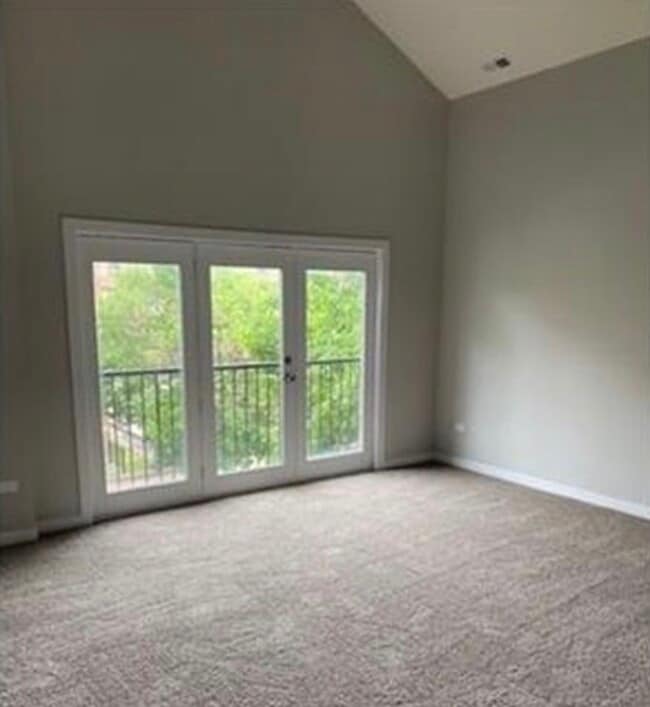 Building Photo - 2949 W Arthington St