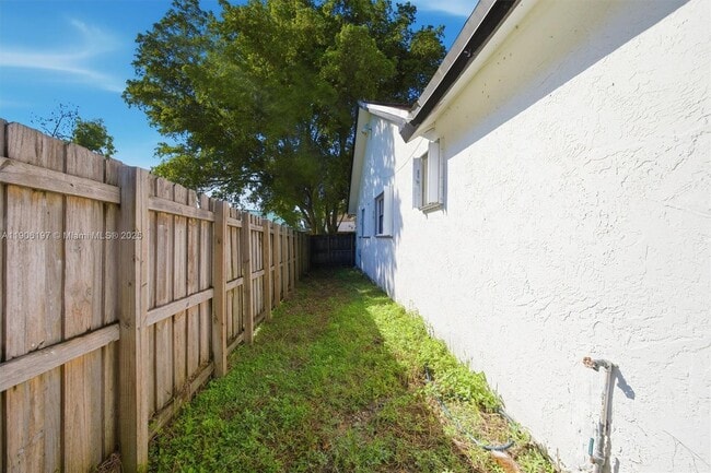 Building Photo - 13550 SW 286th Terrace