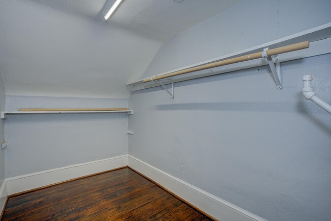 Building Photo - 1414 Hamilton Terrace SE