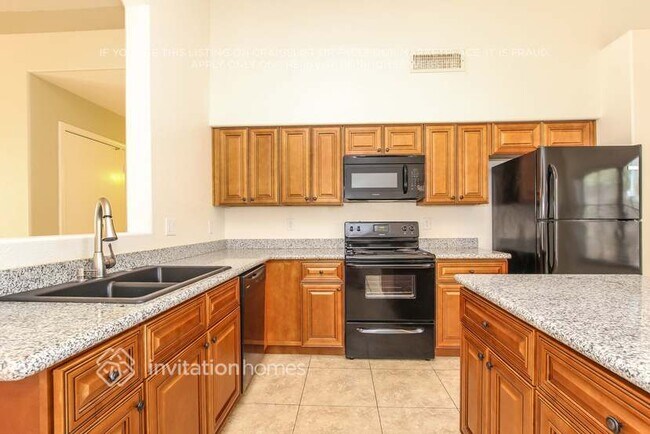 Building Photo - 14761 W Lucas Ln