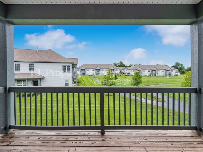 Building Photo - 5861 Yellowfin Ln