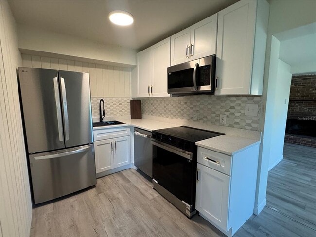 Building Photo - 7224 Valiant Ct