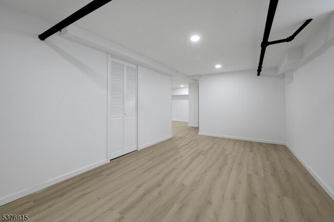 Building Photo - 12 Wetmore Ave