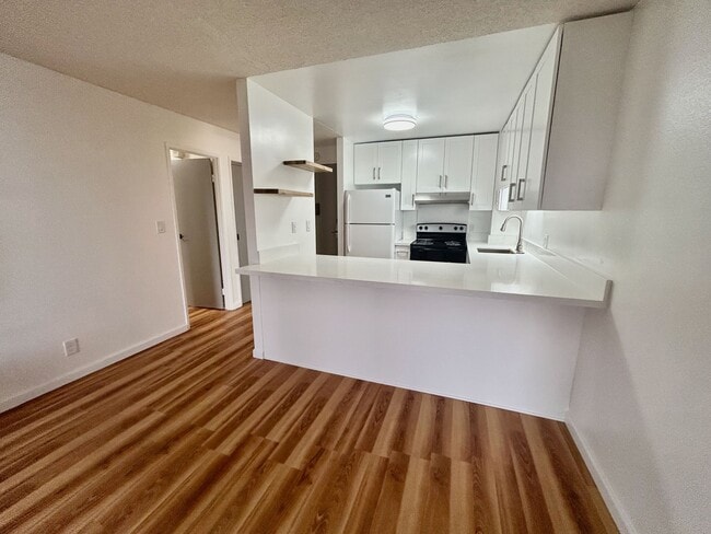 Building Photo - 1255 Nuuanu Ave