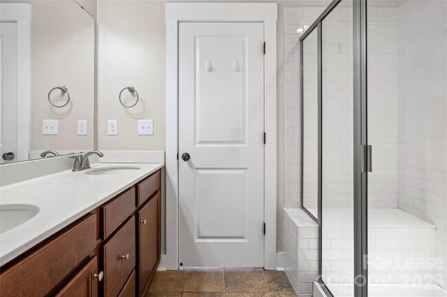 Building Photo - 3245 Bending Birch Pl