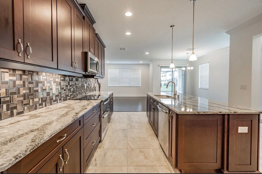 Building Photo - 11617 Crowned Sparrow Ln