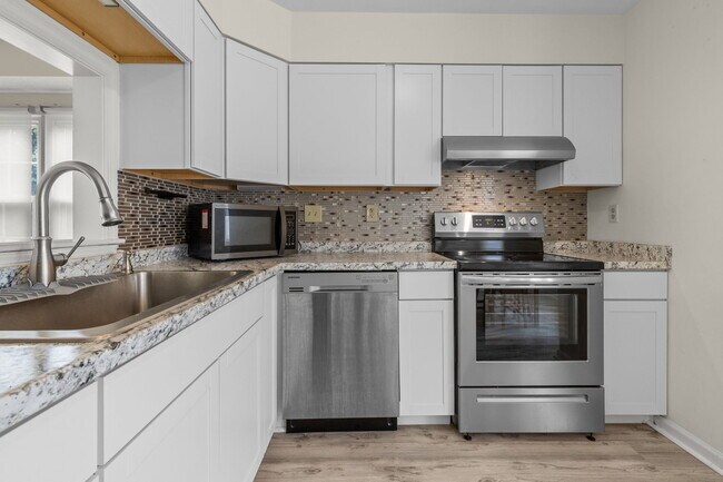 Building Photo - 1315 Copper Stone Cir