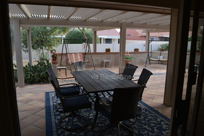 Building Photo - 14405 W Greystone Dr