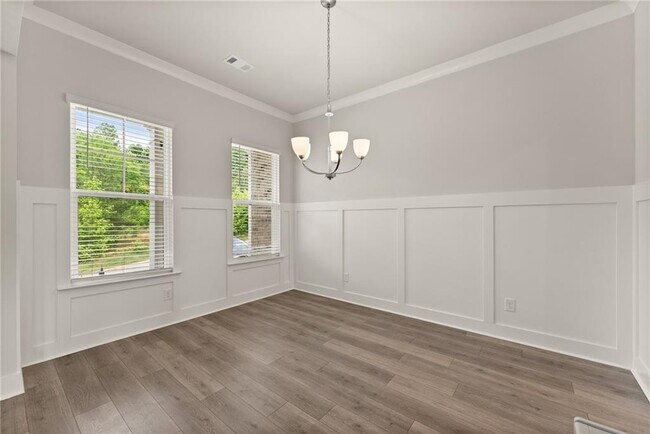 Building Photo - 5841 Woodland Park Ct