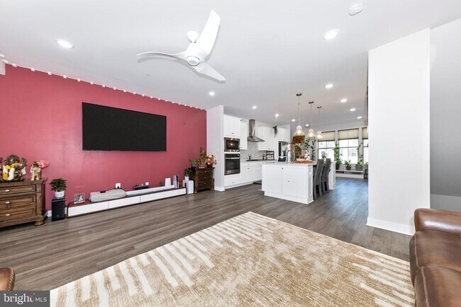 Building Photo - 6110 Stonecat Ct