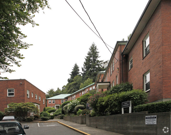 Building Photo - Park Avenue Gardens