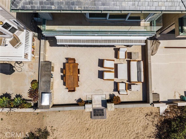 Building Photo - 7304 W Oceanfront