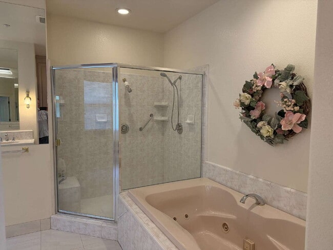 Building Photo - Morgan Hill Foothills Home