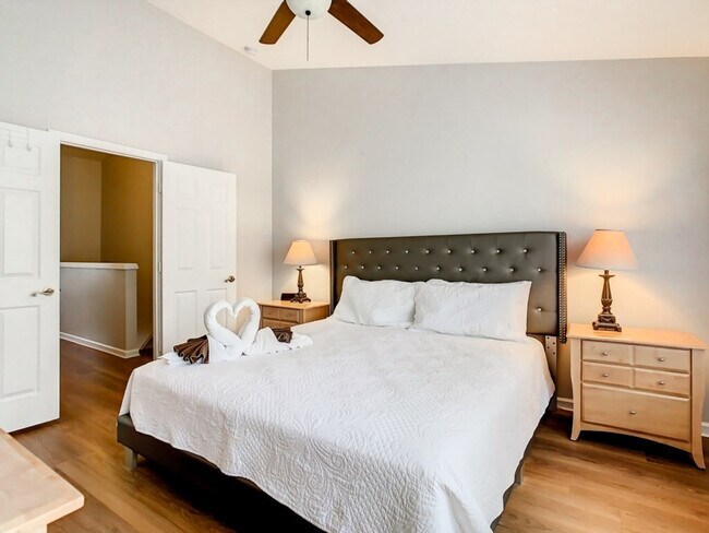 Building Photo - 2314 Silver Palm Dr