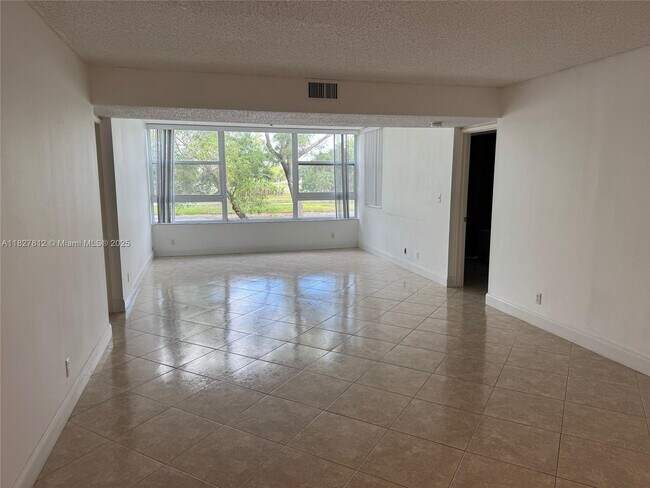 Building Photo - 4091 Cypress Reach Ct