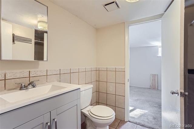 Building Photo - 5163 Beach Ct