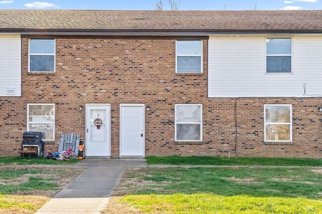 Building Photo - 1231 Stateline Road