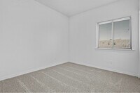 Building Photo - 604 Cedarwood Ave