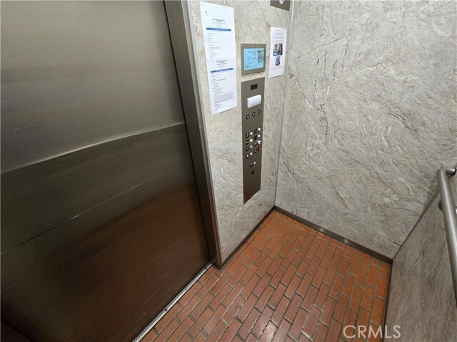 Building Photo - 8828 Pershing Dr
