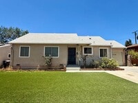Building Photo - Beautifully Upgraded 3 Bedroom in La Mesa with Solar!