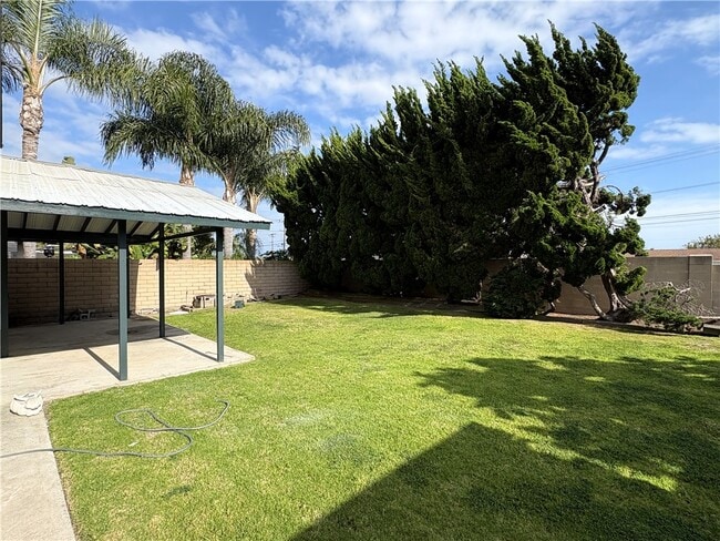Building Photo - 5902 Nordina Dr