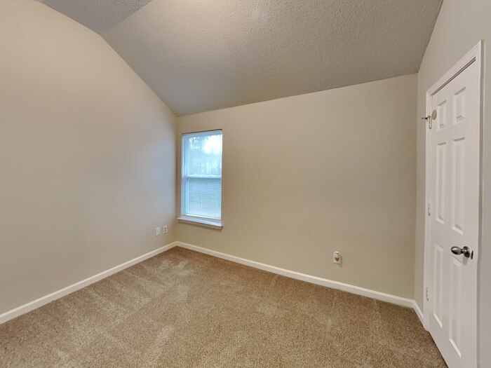 Building Photo - 360 Dressage Ct