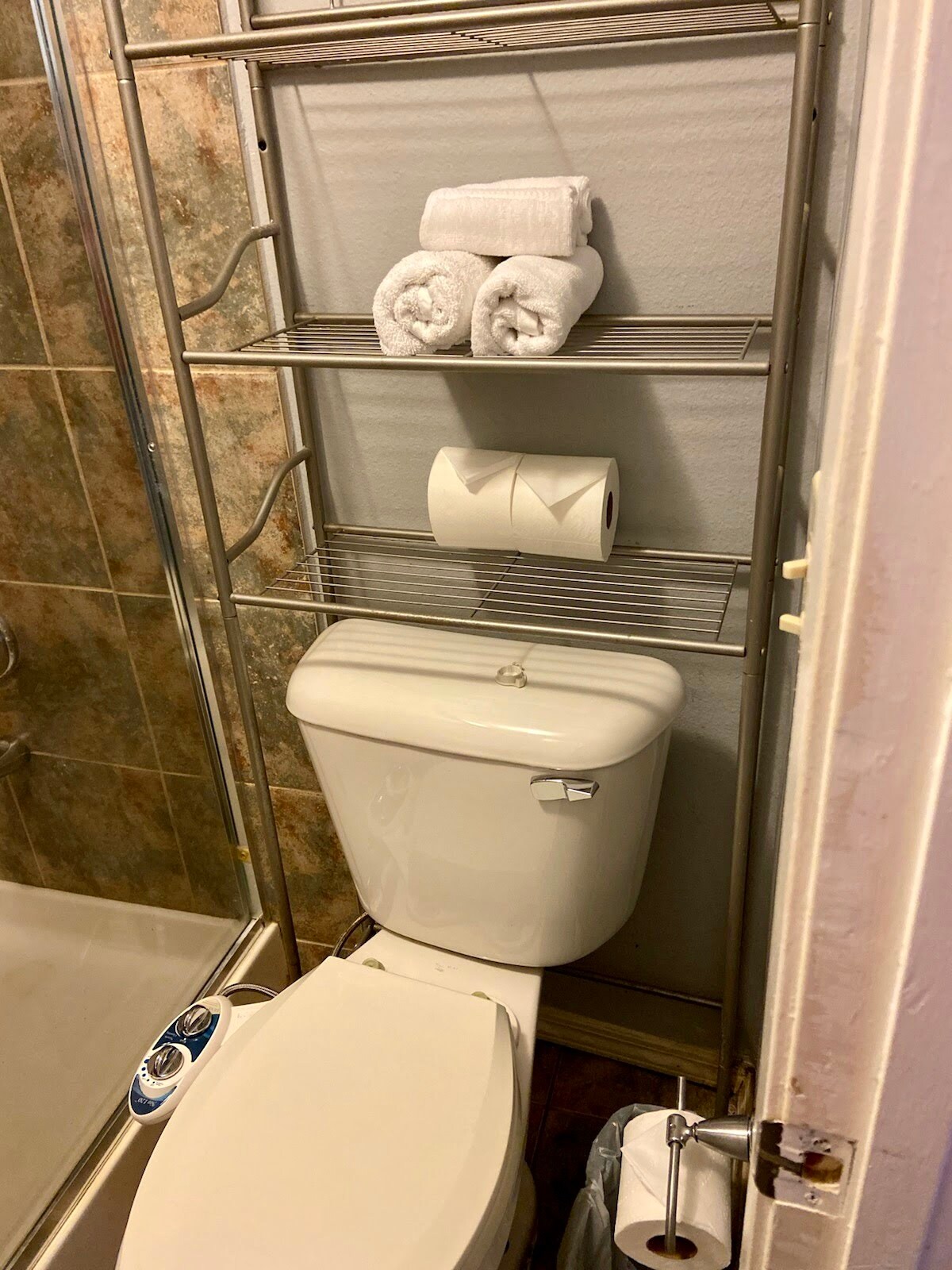 Toilet - 9653 Spyglass Ave