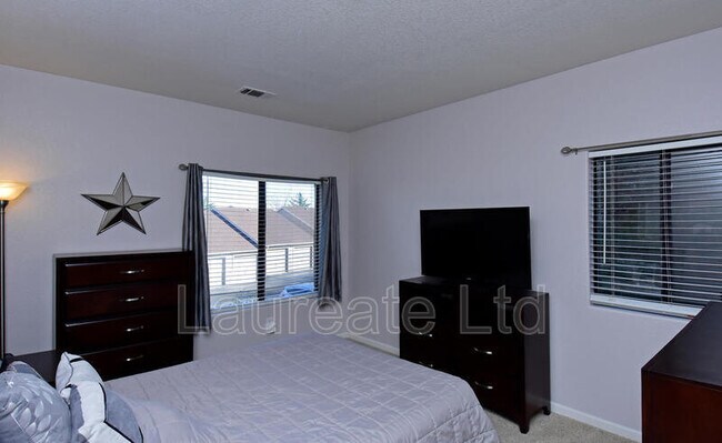 Building Photo - 7388 S Alkire St