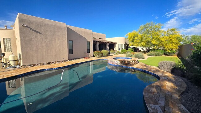 Building Photo - 4485 E Quail Brush Rd