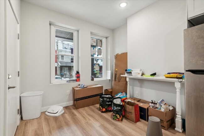Building Photo - 649 N 33rd St