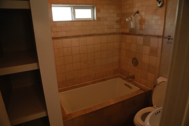 Building Photo - 4517 33rd St