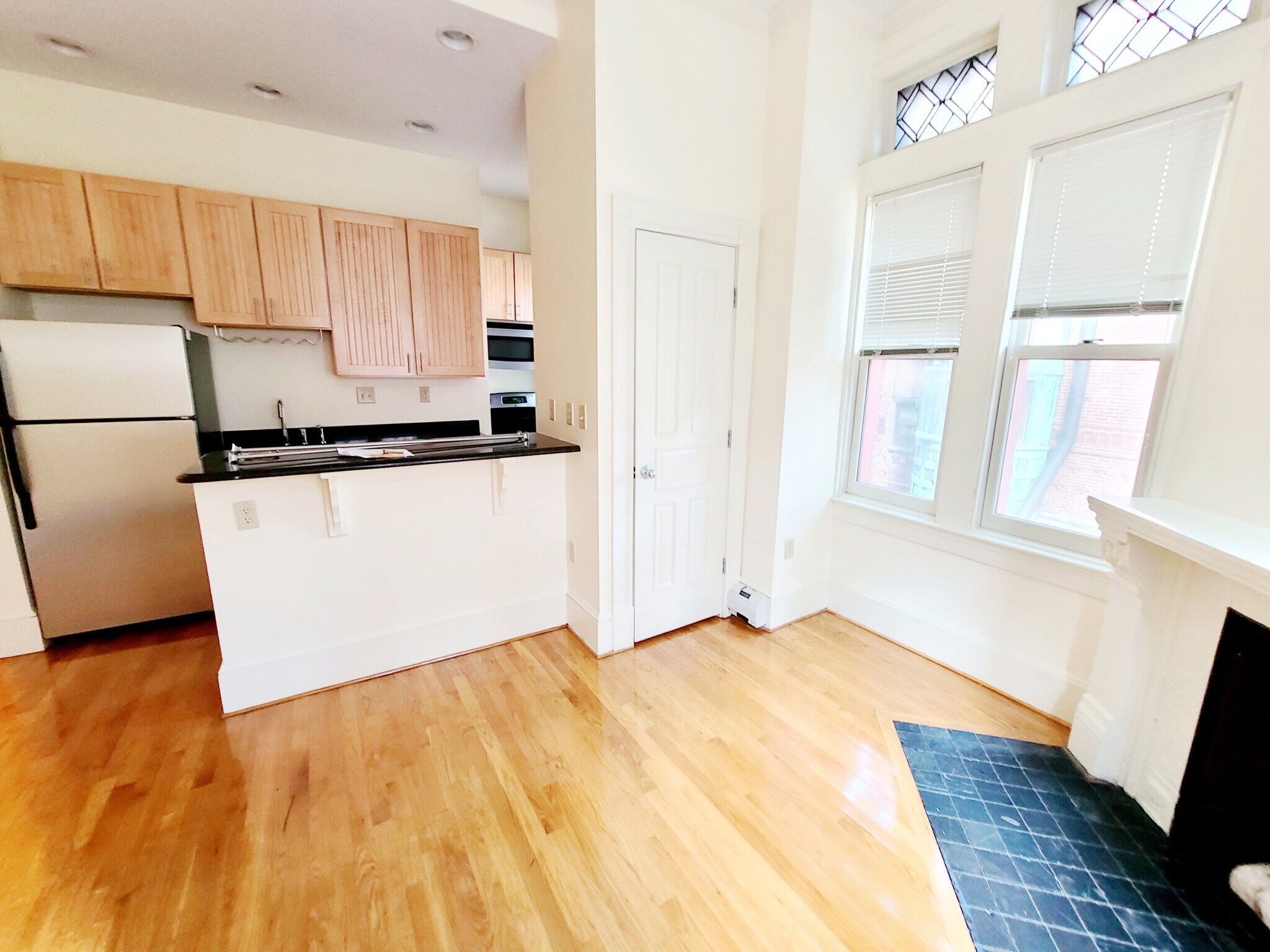 Building Photo - 191 Commonwealth Ave