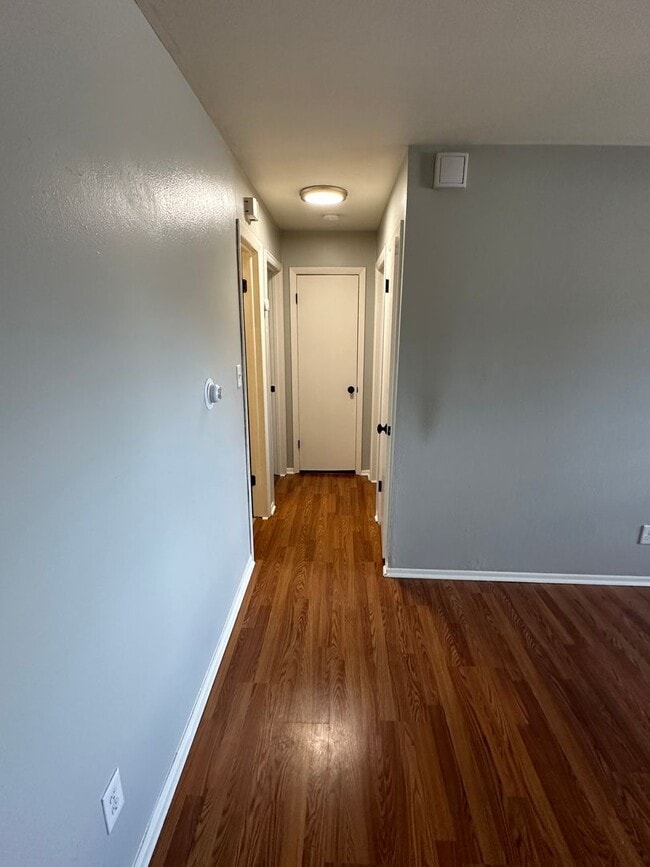 Building Photo - Great 2 Bed 1 Bath Minutes from Old Colora...