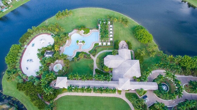 Building Photo - 9615 Shepard Pl