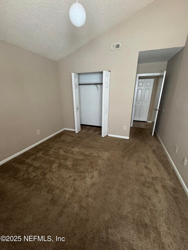 Building Photo - 4751 San Jose Manor Dr W