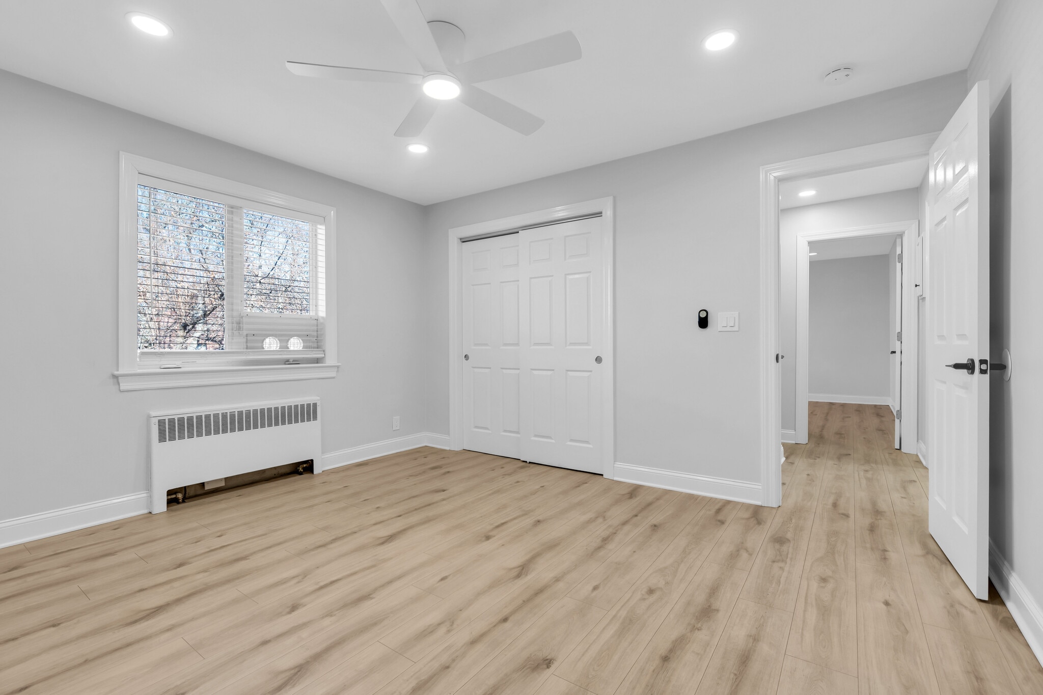 Building Photo - 283 Spring St