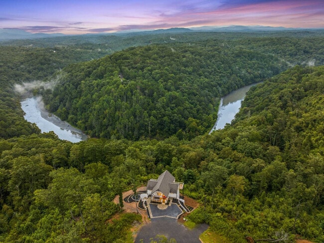 Building Photo - 94 River Knl Trl